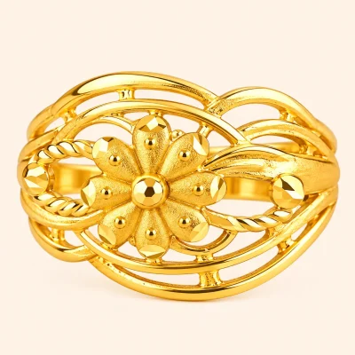 Classic Floral Gold Ring